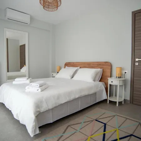 Eugea Apartament *